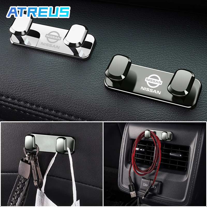 Nissan โลหะตะขอรถแถวด้านหน้าตะขอแขวนรถ Organizer Hooks ตกแต่งรถอุปกรณ์เสริมสําหรับ Nissan Kicks Note Almera Terra Navara nismo xtrail March Teana Leaf Juke Sylphy