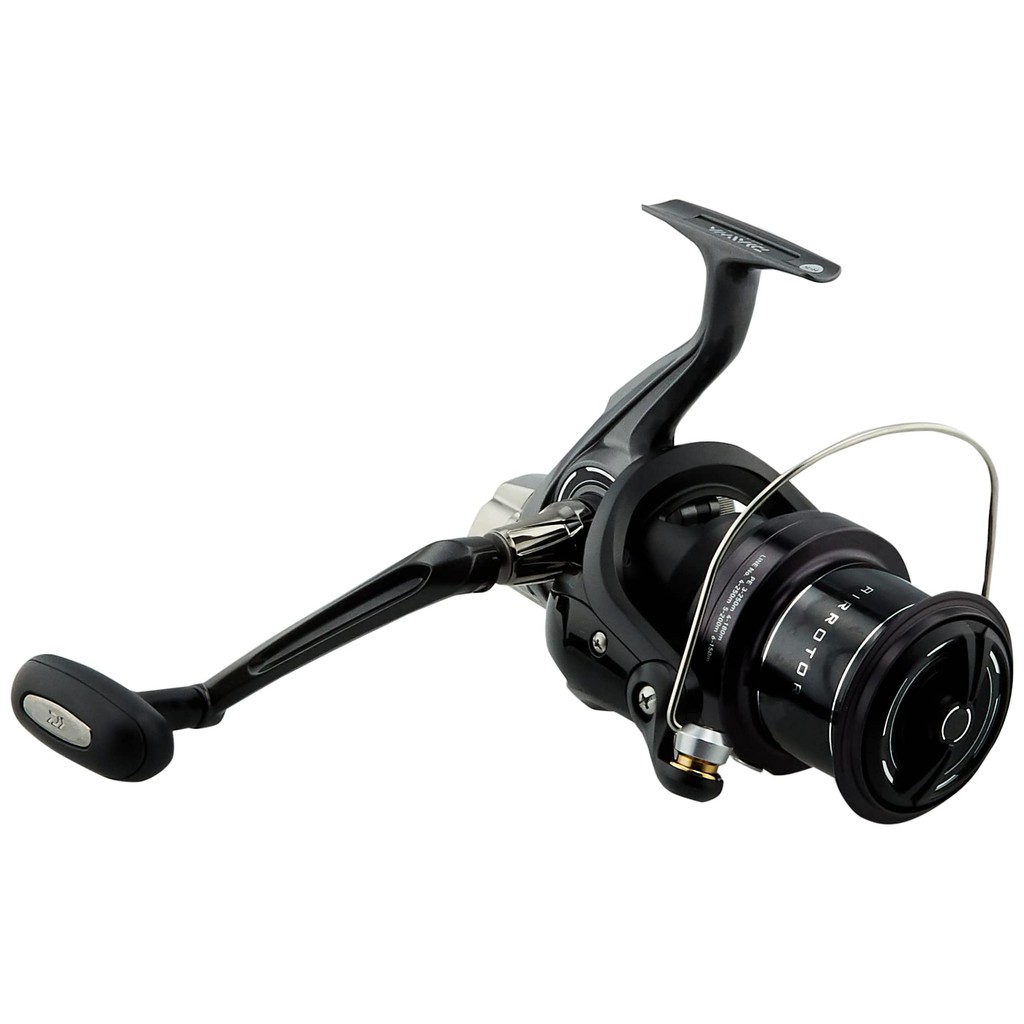DAIWA Spinning Reel 17 Crosscast No. 4500 (2017 Model)  
DAIWA Spinning Reel 17 Crosscast No. 4000 (