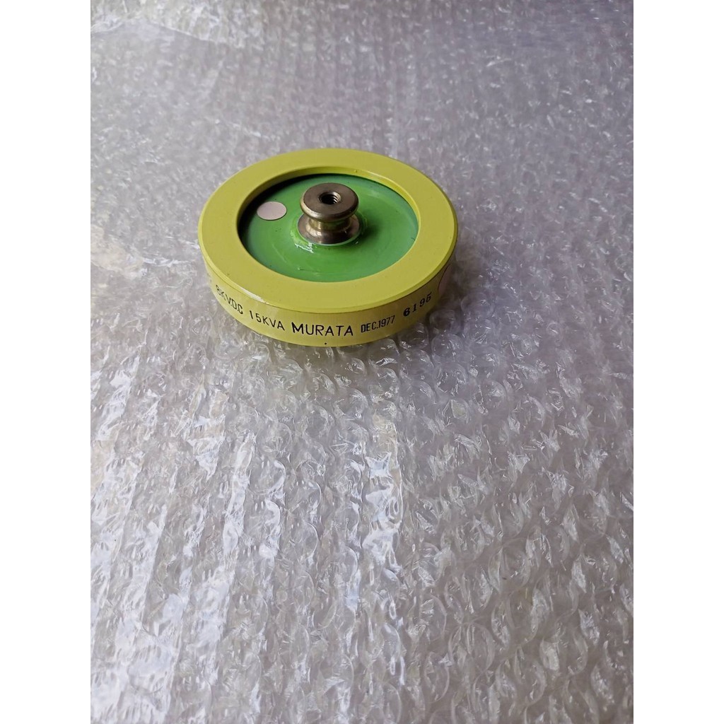 Capacitor/High Frequency 300PF 9KV.HF 9KVdc 30KVA +-10%  MURATA  สินค้าใหม่แกะกล่องในไทยพร้อมส่ง