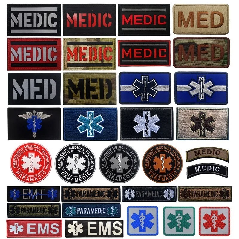 Ir Red Cross Paramedic EMT EMS Army Combat Medic First Aid Patch สะท้อนแสงยุทธวิธีทางการแพทย์ Insign