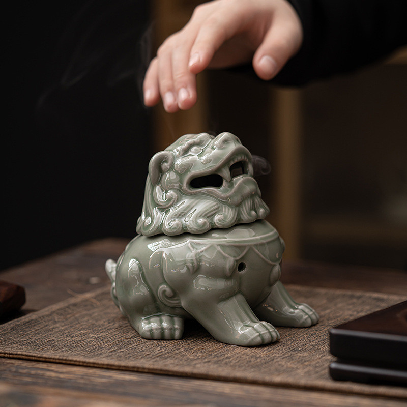 Celadon เซรามิคแผ ่ นธูป Burner Yue เตาเผาหัตถกรรมเครื ่ องประดับธูป Backflow ธูป Burner Creative In
