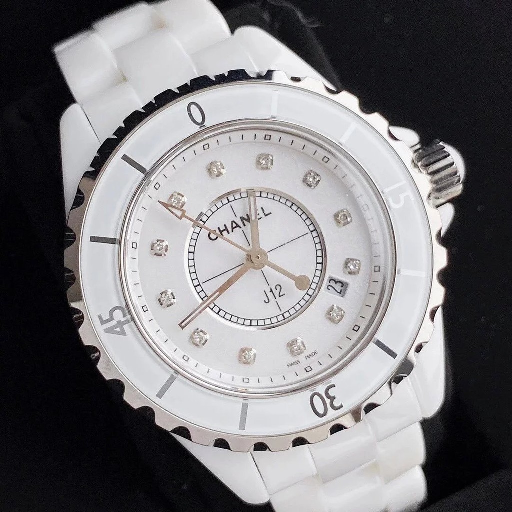 โรงงานเดิมช ่ อง Chanel J12 เพชรจริงรุ ่ นนาฬิกาข ้ อมือเซรามิคนาฬิกาสุภาพสตรีโรงงานเดิมการเคลื ่ อนไหวนําเข ้ าวัสดุเซรามิคควอตซ ์ นาฬิกาแฟชั ่ นผู ้ หญิงนาฬิกาสีขาว Chanel นาฬิกาผู ้ หญิง