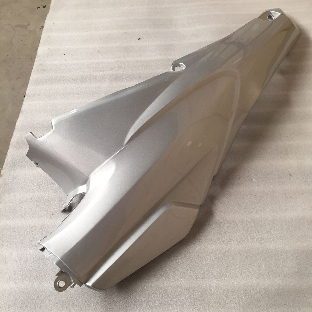 ฝาครอบตัวถัง (ตัวยาว) R/L สีบรอนช์ 411 สำหรับรุ่น WAVE125R อะไหล่เทียบ NCA (นำเจริญ) 2501HW125R411 ร