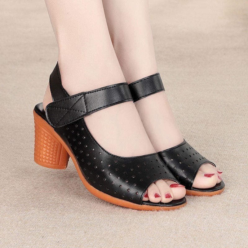 ส ้ นกลางส ้ นหนารองเท ้ าแตะผู ้ หญิง Velcro สีเรียบง ่ ายรองเท ้ าปากปลา