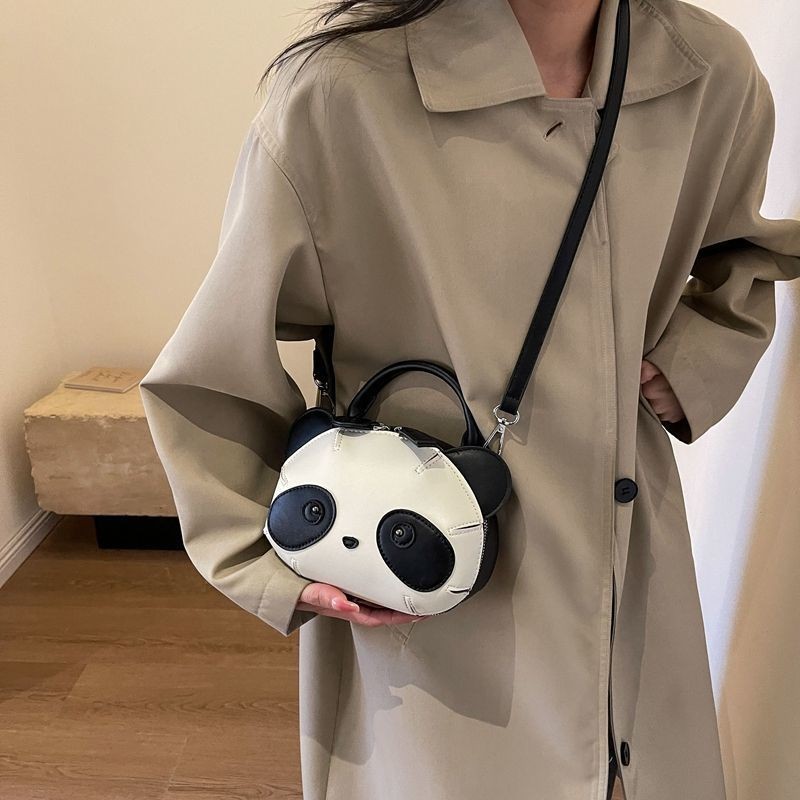 [LY] กระเป๋าการ์ตูนแพนด้าน่ารักสาว Messenger Bag All-Match Commuter Shoulder Bag