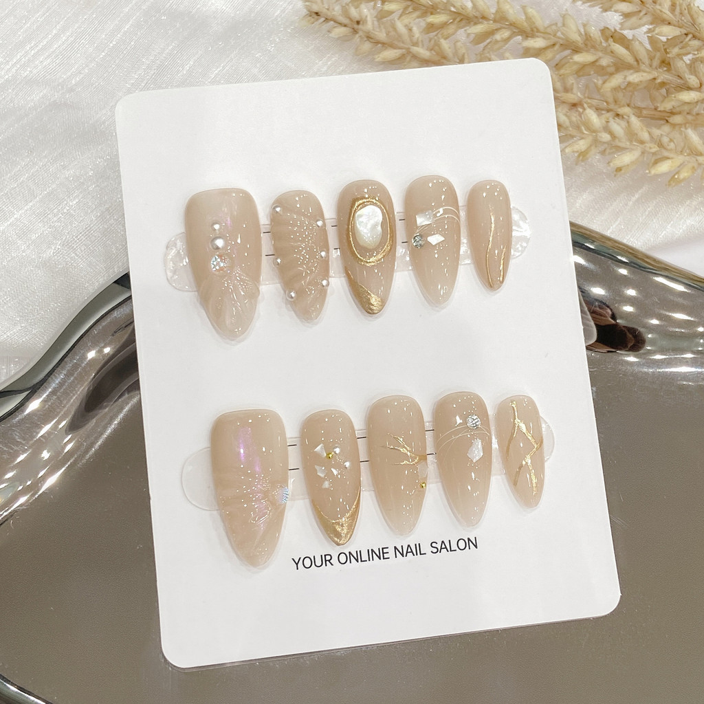 HANDMADEArtificial Nail Summer Favorite Nude Cat Eye French Light Luxury Phototherapy Nails เล็บปลอม