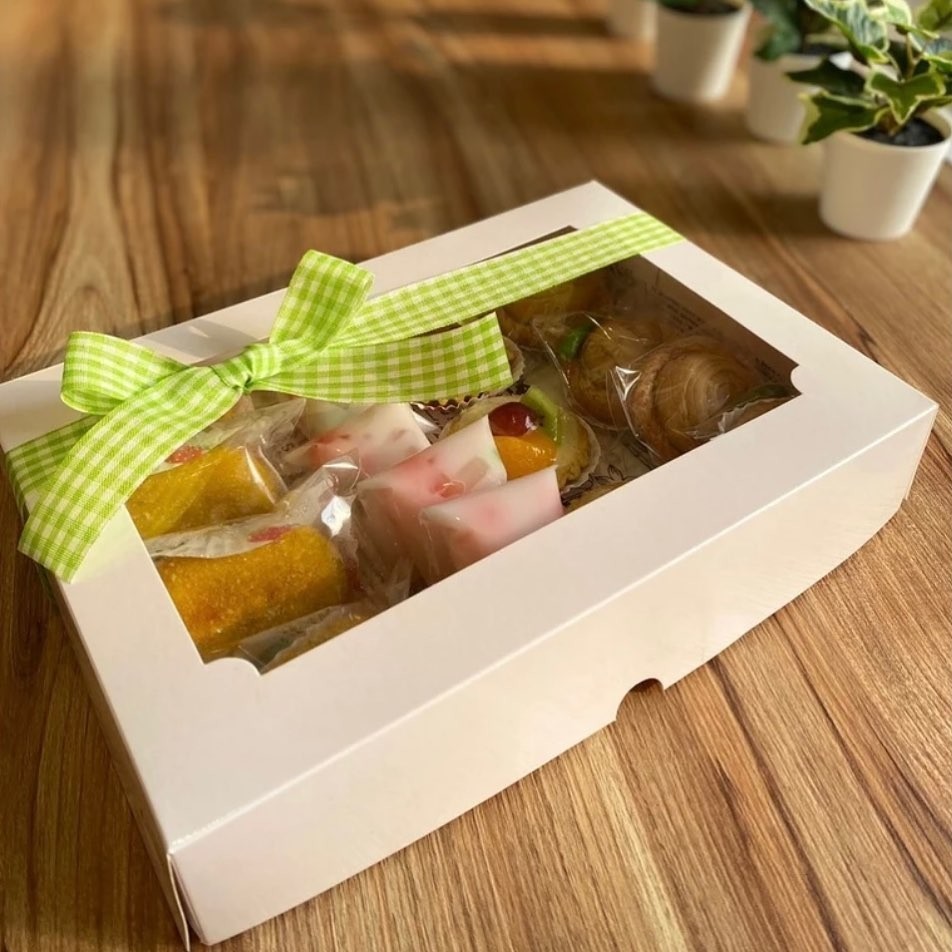 WB DONT WHITE BOX LETTENTS 5 ชิ้น / กล่องบรรจุภัณฑ์ / กล่องแพ็คเค้ก