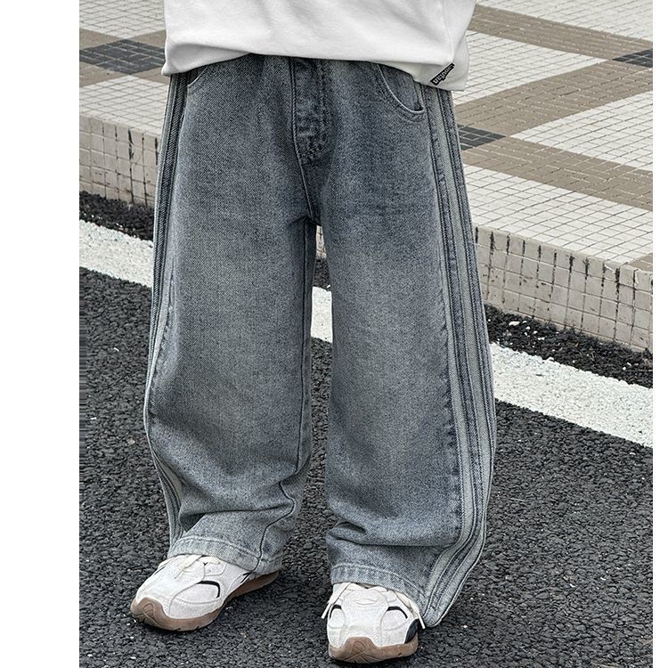 กางเกงยีนส์เด็กทรงตรงย้อนยุคสไตล์ฤดูใบไม้ผลิและฤดูใบไม้ร่วงของเด็กผู้ชายสไตล์เกาหลี