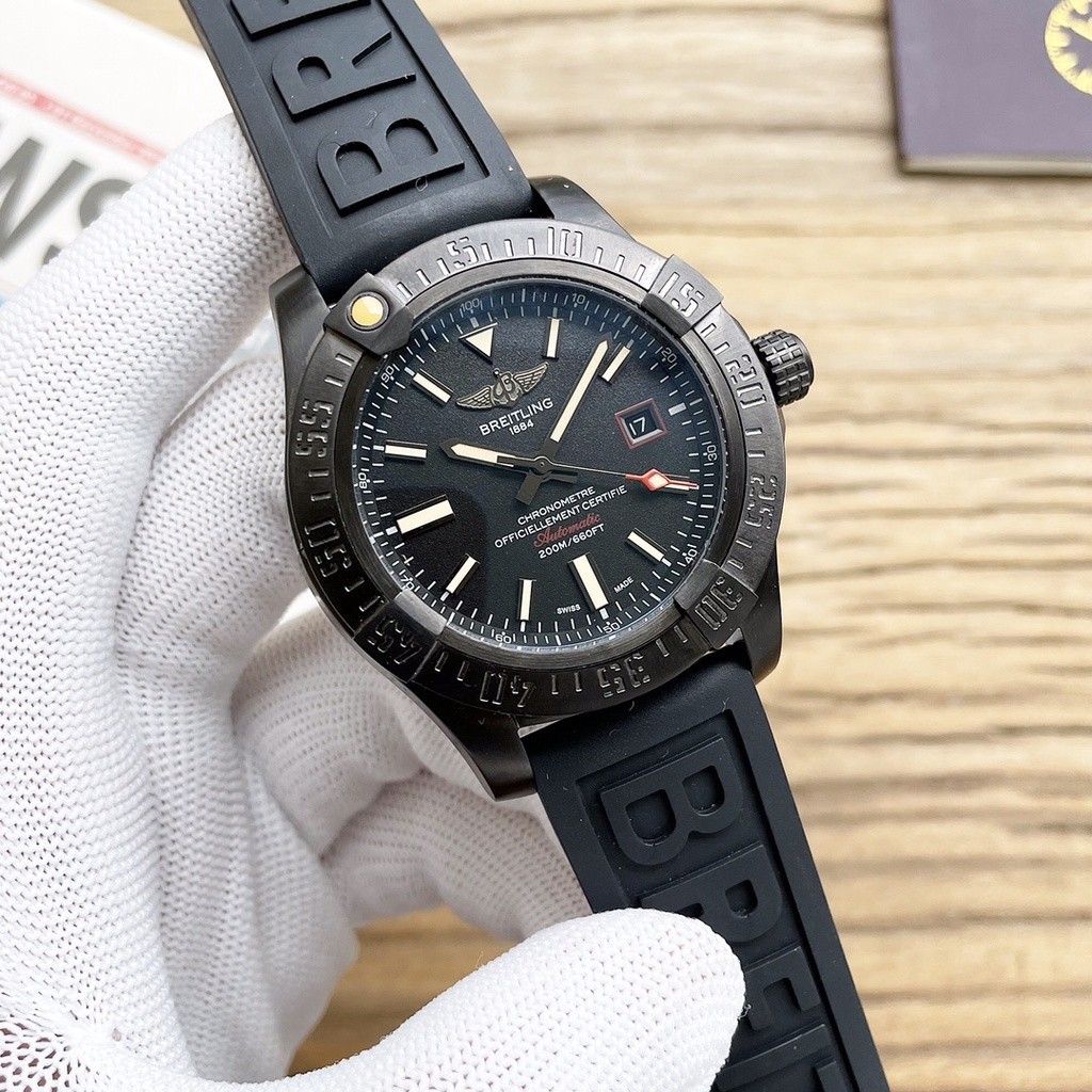 Breitling Avenger series นาฬิกาข้อมืออัตโนมัติ 43 มม. สําหรับผู้ชาย