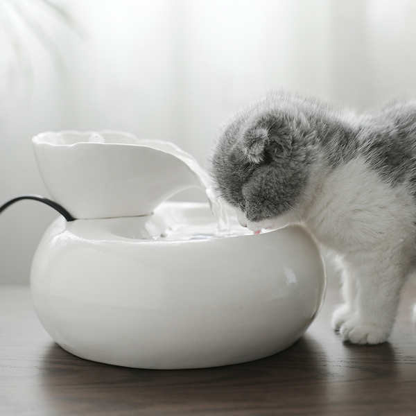 น้ำพุแมว น้ําพุแมว ตู้กดน้ำแมวตู้น้ำอัจฉริยะสำหรับสัตว์เลี้ยงการไหลเวียนอัตโนมัติการไหลของน้ำป้อนน้ำน้ำพุอ่างน้ำแนวตั้ง
