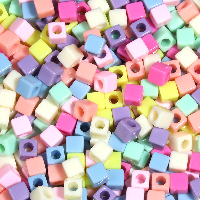 100pcs 7 มม.อะคริลิคสแควร ์ ลูกปัดสีทึบสแควร ์ ขนาดใหญ ่ ลูกปัด spacer DIY ทําด ้ วยมือสีลูกปัดวัสดุขายส ่ ง