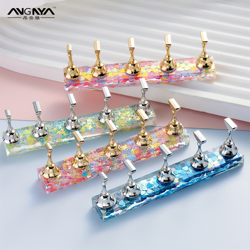 Angnya 5 ชิ้นแม่เหล็กเล็บจอแสดงผลชุดขาตั้งทํางานหลายสี Shinning Nail Art Practice Holder ชุด