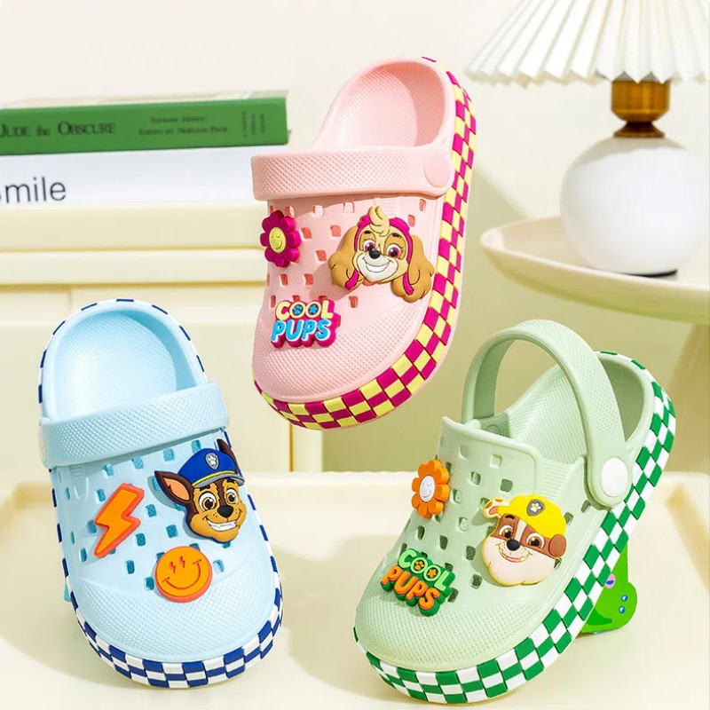 paw patrol วังทีมรองเท้าหลุมเด็กฤดูร้อนสไตล์ใหม่บ้านลื่นสวมใส่กลางแจ้งในร่มการ์ตูนน่ารักรองเท้าแตะเด