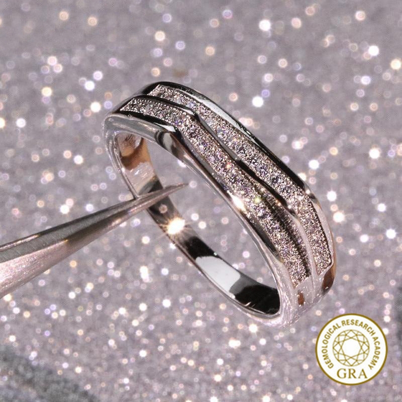 [ใบรับรอง Gra ฟรี] แหวนดีไซน์การเคลื่อนตัวสองชั้น Moissanite ฝังไมโคร