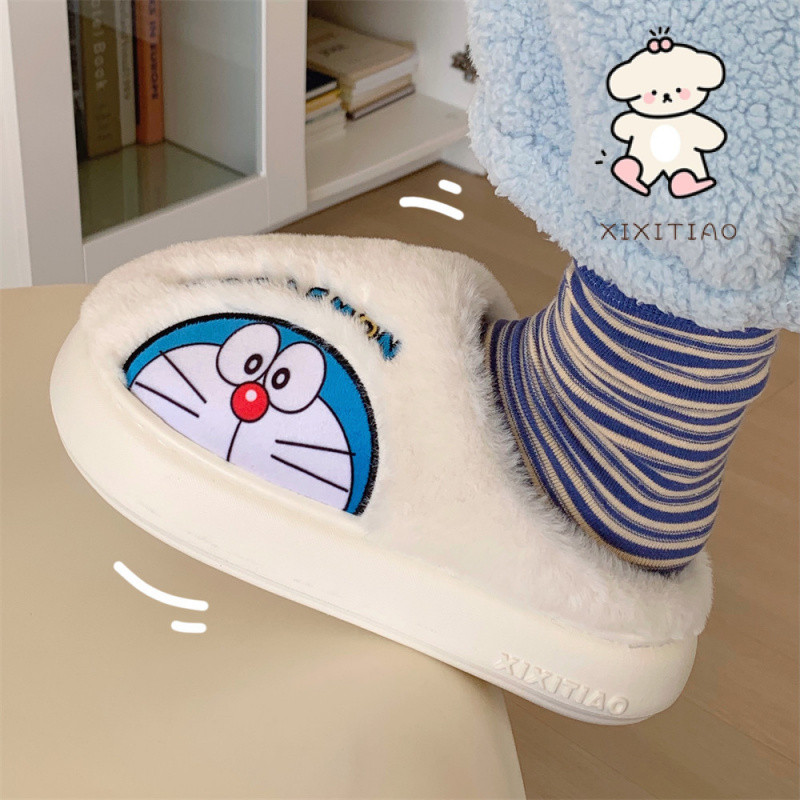 Xitiao ฤดูใบไม้ร่วงฤดูหนาว Doraemon ip Co-Branded Warm Baotou รองเท้าแตะผ้าฝ้ายการ์ตูนน่ารัก Tinkerbell Cat Soft Sole Confinement รองเท้าผู้หญิง