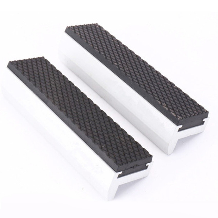 2วัน⭐คลังสินค้าท้องถิ่น⭐  ปากกาจับชิ้นงาน 5 นิ้วพร้อมปลอกป้องกันขากรรไกรอ่อนแม่เหล็กแรงสูงอลูมิเนียมอัลลอยด์ปากยาง - รูปที่ 6