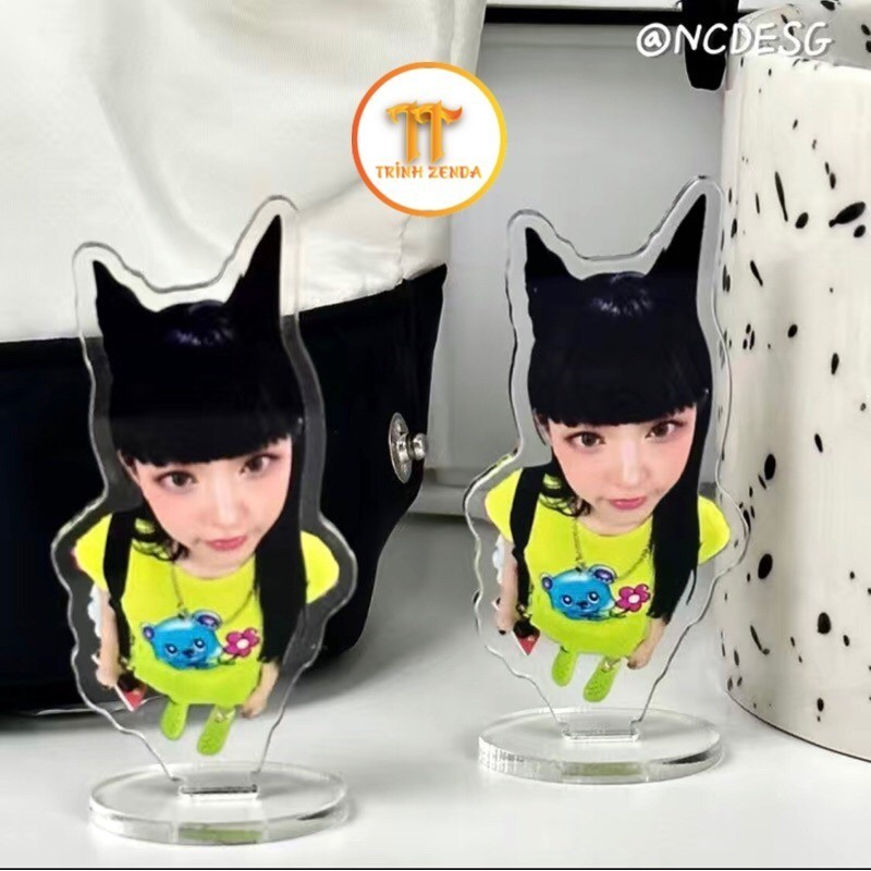 Standee mini decorative Haerin NewJeans group - DH