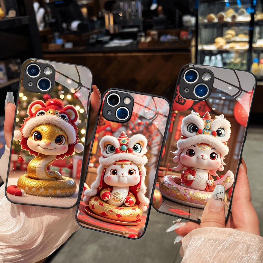 แก้วสําหรับงูสวมหมวกยูนิคอร์นสําหรับ Lunar New Year 2025 zodiac สัตว์สําหรับ iPhone 17 16 15 14 13 1