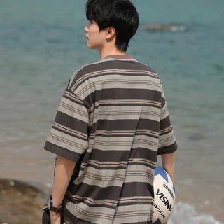 M&M แขนสั้นลายทาง วินเทจ เสื้อผ้าผู้ชาย ผ้าดีใส่สบาย สไตล์เกาหลี เสื้อผ้าแฟชั่น ใส่ได้ทั้งชายหญิง
