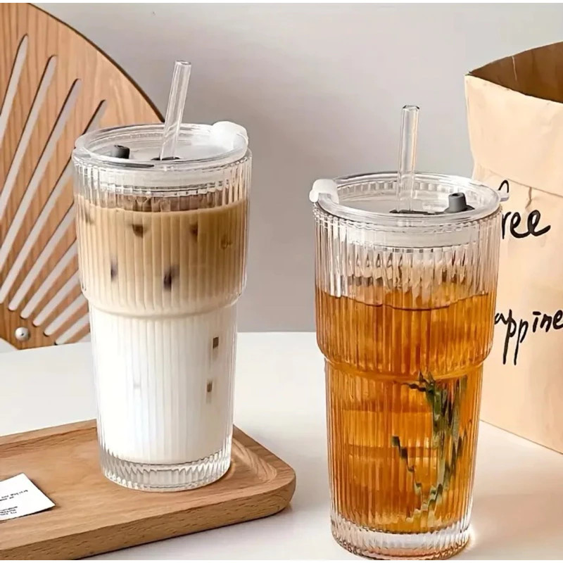 แก้วเกาหลี 600ml แก้วมัทฉะ แก้วกาแฟ โฮมคาเฟ่ แก้วใสมีฝาปิด แก้วน้ำแข็ง แถมหลอดแก้ว แก้วคาเฟ่