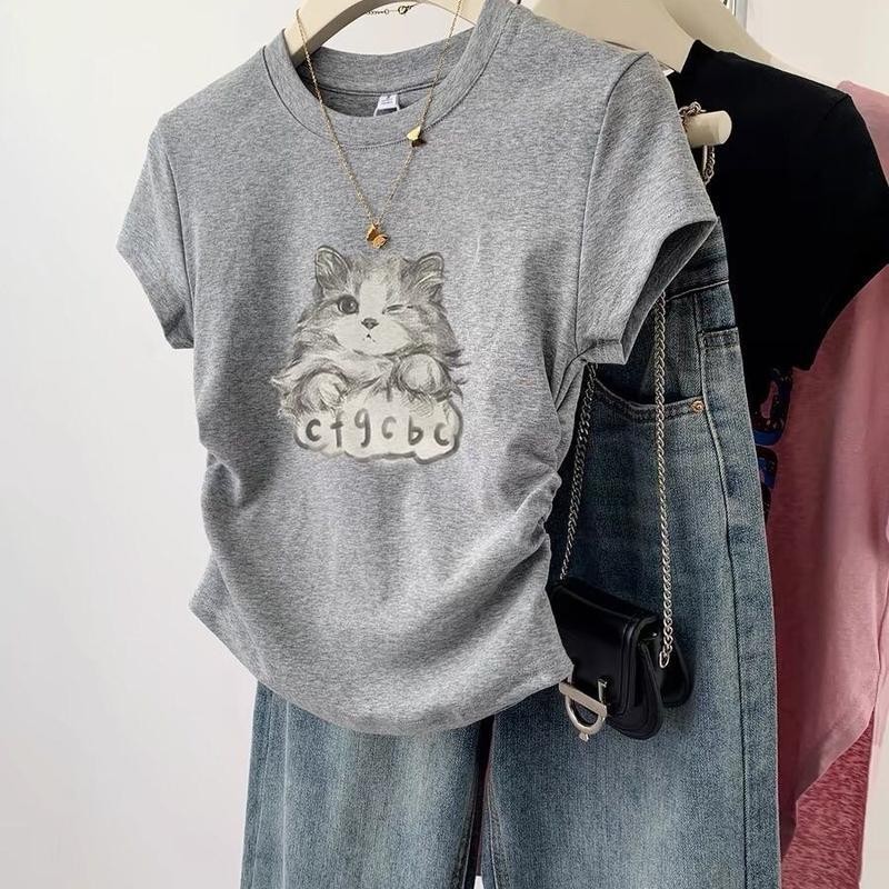 เสื้อยืดไหล่แมว สีดำ แขนสั้น สำหรับผู้หญิง ฤดูร้อน ดีไซน์ใหม่ ดีไซน์เก๋ ทรงสลิมฟิต เสื้อครอป เหมาะสำหรับผู้หญิง