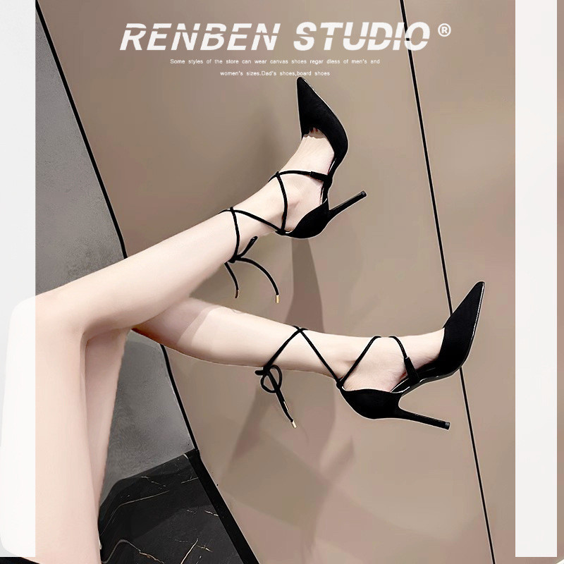 Renben รองเท้าส้นสูง new French black suede stiletto 9CM รองเท้าแตะรัดส้นหัวแหลม