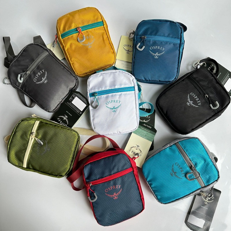 กระเป๋าสะพายไหล่ Classic Water Repellent Messenger Bag Men