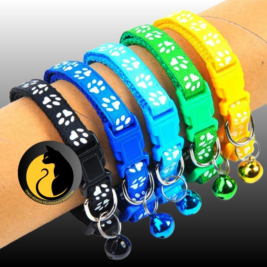 สายคล้องคอ ปลอกคอแมว Foot Motif Bell สร้อยคอแมวสุนัขแมวแมวสุนัขลูกสุนัขปรับความปลอดภัย Bell ปลอกคอสั