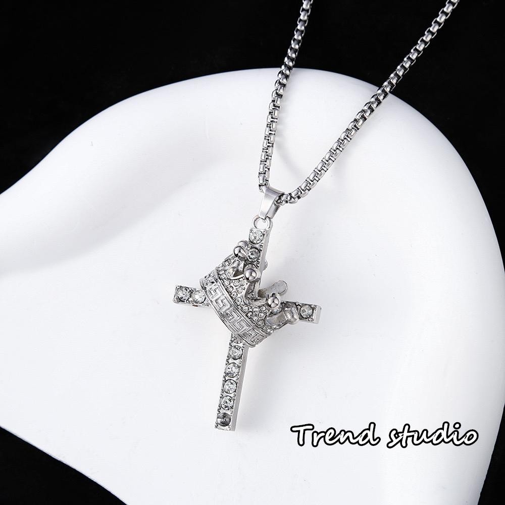 สร้อยคอไม้กางเขนที่ล้อมรอบด้วยมงกุฎนั้นเปล่งประกายมาก ซีรีส์สร้อยคอไม้กางเขนแฟชั่น มีหลากหลายสไตล์และสไตล์ให้เลือก - รูปที่ 2