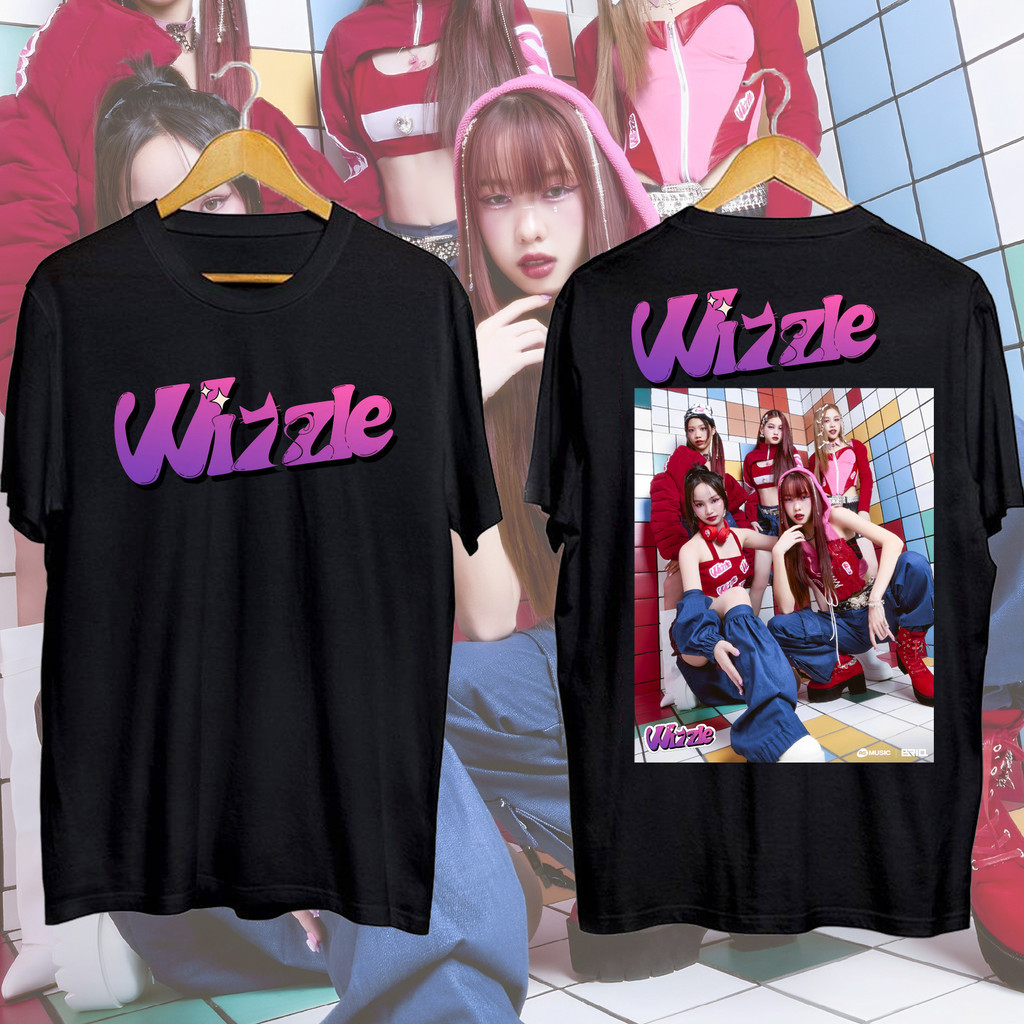 2024Wizzle (วิซเซิล)"Ohm, YaYa!" เสื้อยืดแขนสั้นผู้หญิง