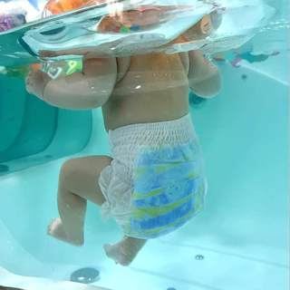 AIKOKY ผ้าอ้อมว่ายน้ําเด็ก ว่ายน้ำได้อย่างปลอดภัย จำเป็นสำหรับการว่ายน้ำสำหรับทารก เพ ส ว่ายน้ํา เด็ก