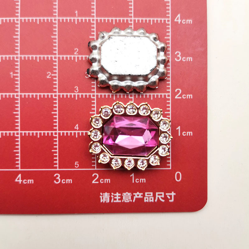 10ชิ้นที่มีสีสันสไตล์ชาแนลสแควร์พีชหัวใจเพชรอัญมณีอุปกรณ์พลาสติก ทําเอง เคสโทรศัพท์กิ๊บเครื่องประดับหลุมรองเท้าสติก - รูปที่ 7