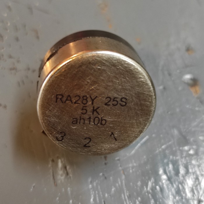 AS01 potentiometer RA28Y 25S B5K