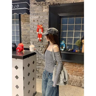 < MOSESQUEEN > Vintage คลาสสิกลาย Slim เสื้อยืดแขนยาวผู้หญิงฤดูใบไม้ร่วงและฤดูหนาว Ins เซ็กซี่ปิดไหล่อเนกประสงค์อารมณ์ด้านบน #62802