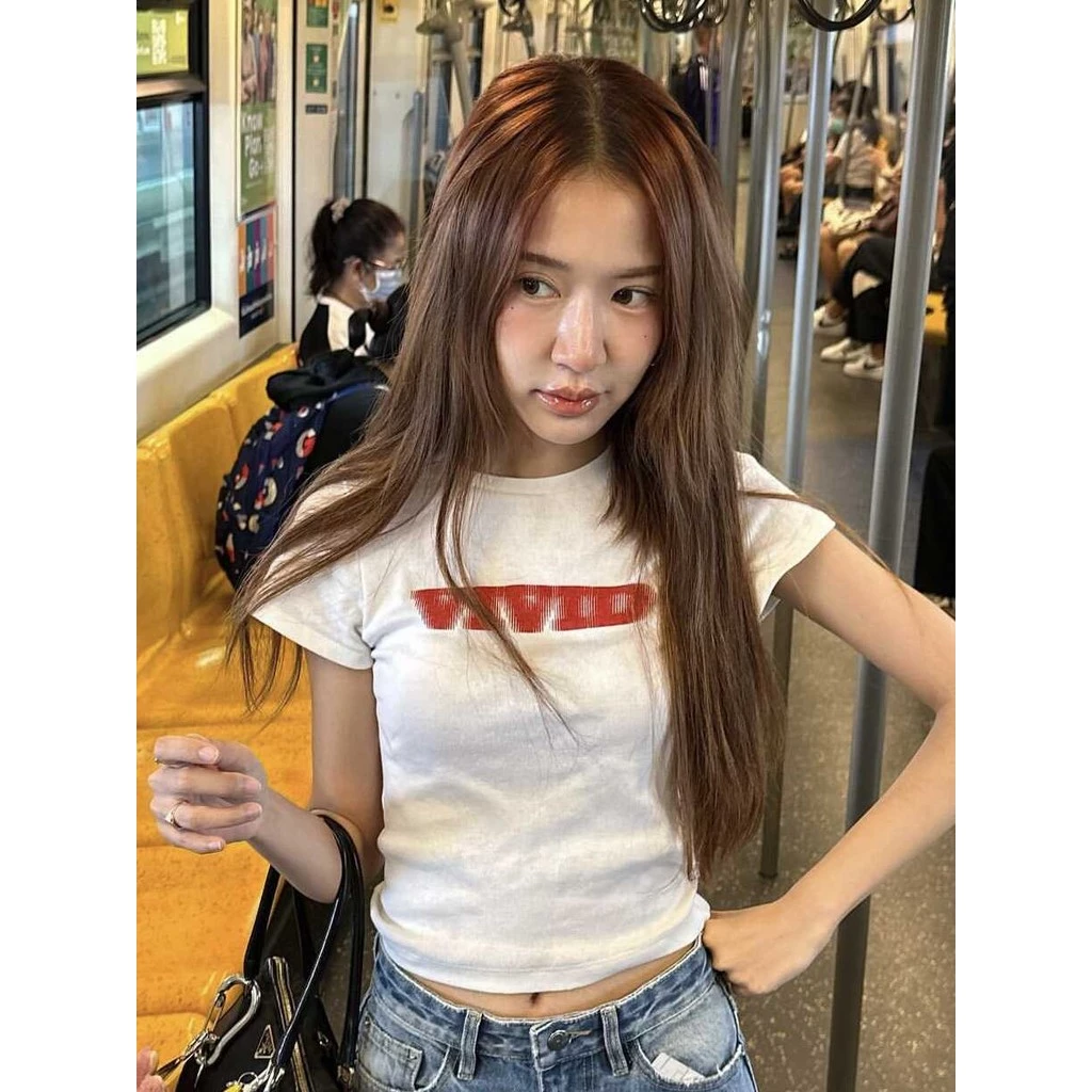 (จัดส่งตลอด 24 ชั่วโมง)Angle Official เสื้อยืดแขนสั้นกระชับผู้หญิง ใส่สบาย สไตล์ Y2K เกาหลี เหมาะใส่เที่ยว L70
