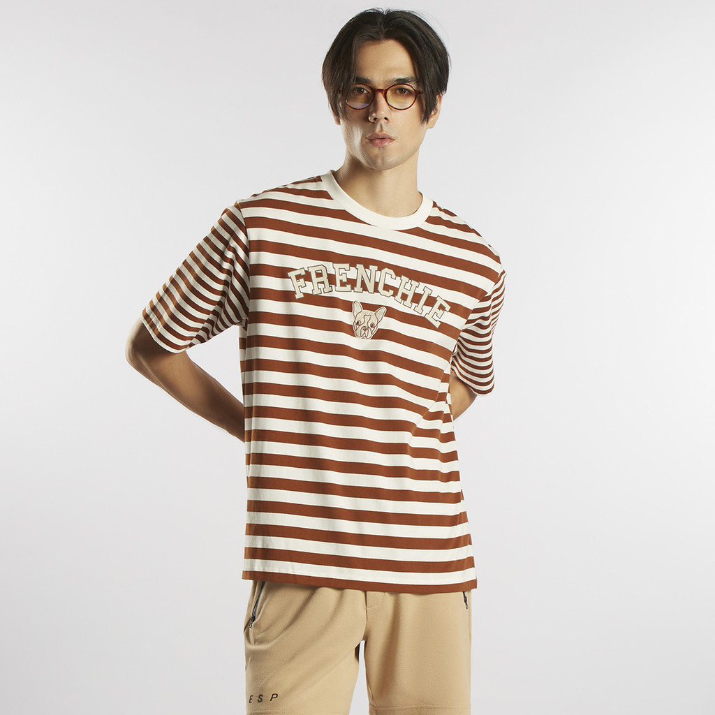 ESP เสื้อทีเชิ้ตลายทางแต่งลายปักผ้าขนหนู ผู้ชาย | Stripe Tee Shirt with Terrycloth Details (Oversized) | 03841