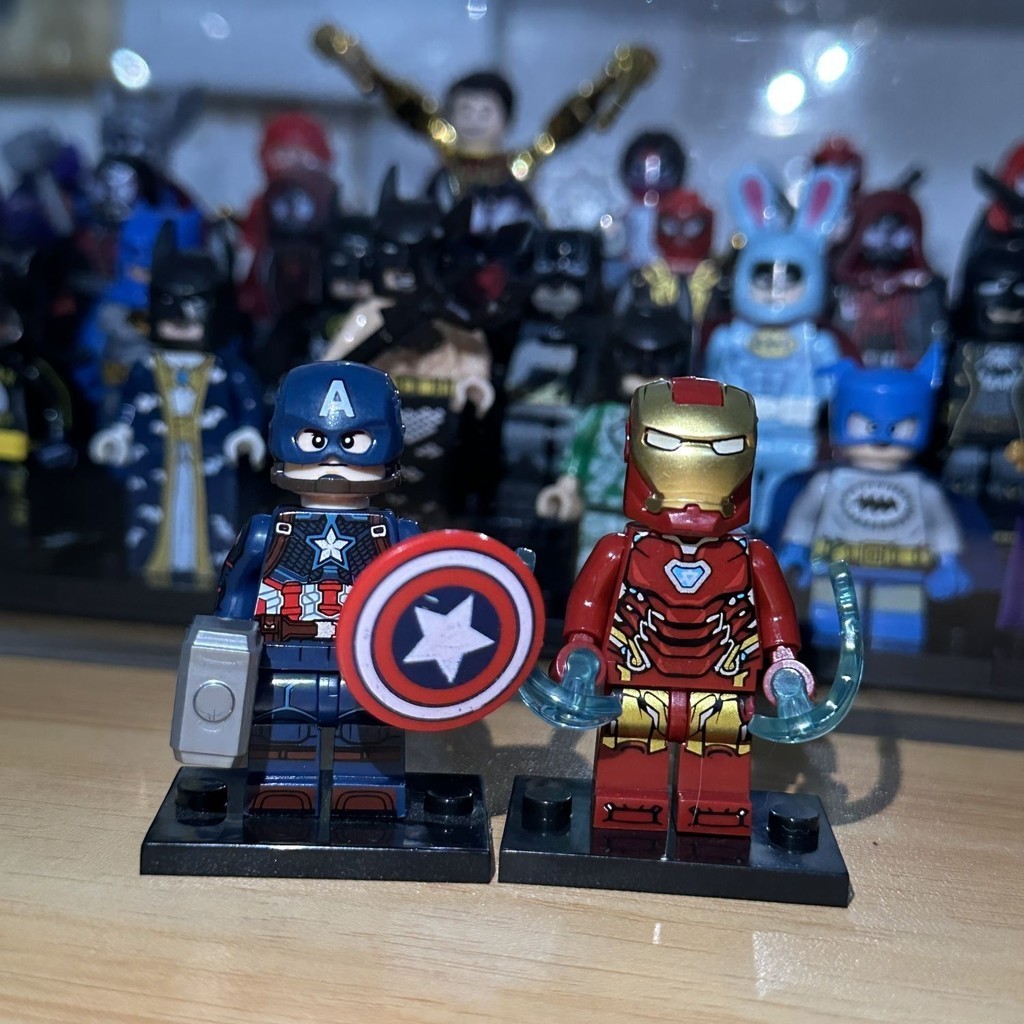 ใช ้ งานร ่ วมกับ Lego Avengers Iron Man ทีมอเมริกัน Building Block Minifigure พวงกุญแจ Marvel Boy ของขวัญของเล ่ น WBQM