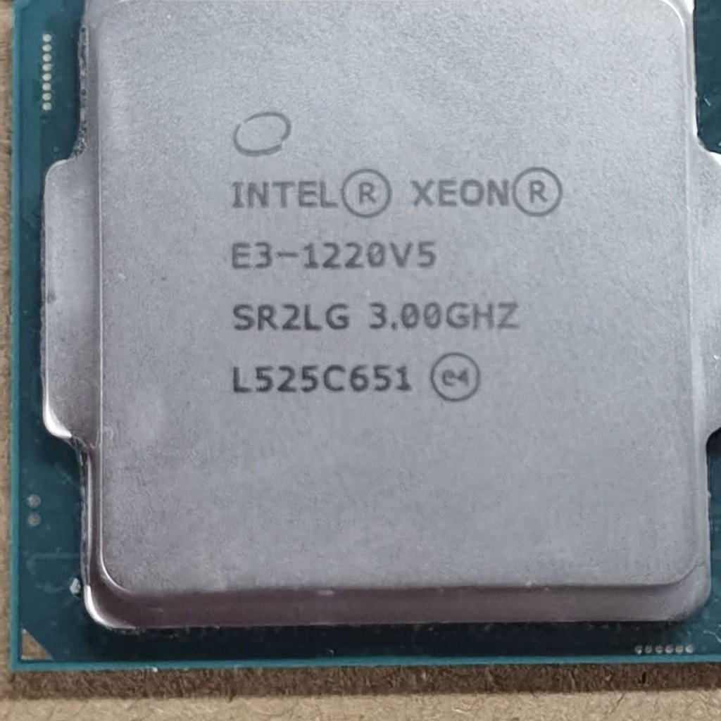 E3-1220v5 1151 เข ็ มเท ้ าหลวมแท ็ บเล ็ ต CPU