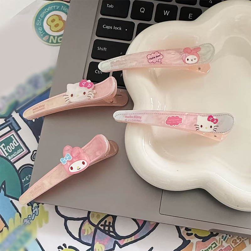 COD-ในไทย💖กิ๊บหนีบผม Sanrioลายการ์ตูน หน้าม้า คลิปด้านข้าง น่ารักหวาน สไตล์เกาหลี นักเรียนสำหรับผู้หญิง 2024ใหม่-Kri