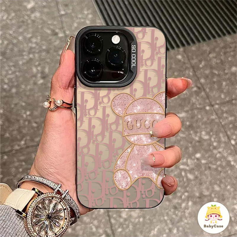 เคสไอโฟน11 สำหรับ iPhone 15 11 16 13 12 14 Pro Max 8 7 14 15 16 Plus XR X XS Max เทรนด์แบรนด์แฟชั่นสุดหรูปกหมีนุ่ม