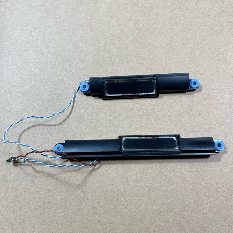 ลําโพง dell E7440 เก่า ติดตั้งแล้ว