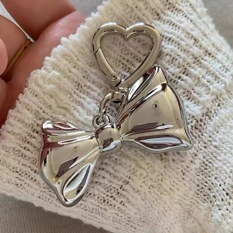 Y2k Bow พวงกุญแจ Vintage โลหะ Bowknot Key แหวนแฟชั่นรถกระเป๋าถือตกแต่ง Charms จี้อุปกรณ์เสริม