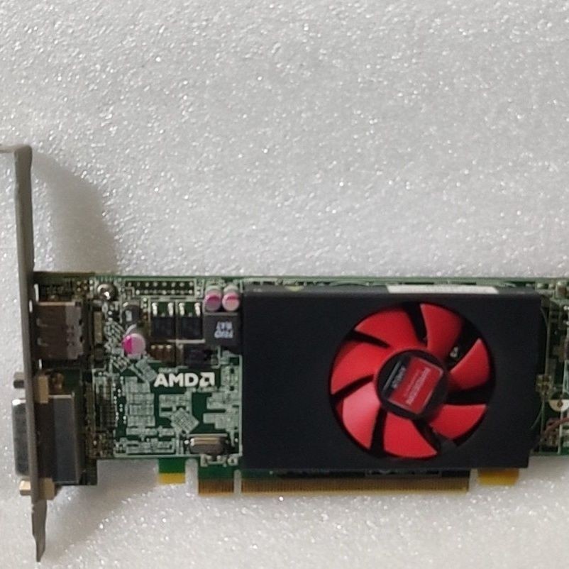 ราคาถูกการ์ดกราฟิกแยก Dell AMD HD8490 ขนาด 1G แบบครึ่งสูง รองรับความละเอียด 2K พอร์ต DP