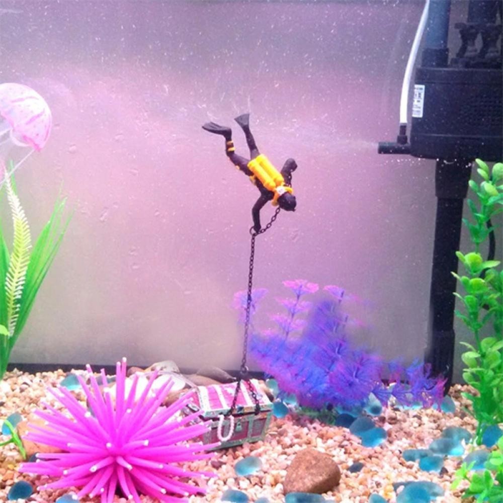 [ForeverYoung ] Resin Treasure Diver Fish Tank Decor Mini Submarine Ornament Aquarium ตกแต ่ งภูมิทัศน ์ ใต ้ น ้ ํา E5K7