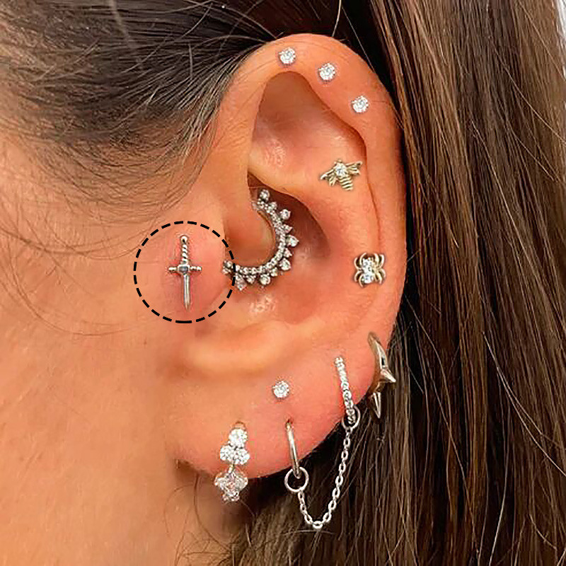 1 PC Mini กริชรูป Y2k สกรูกลับ Helix Daith ต่างหูผู้หญิงหูกระดูกอ่อน Pirced Earings แฟชั่นเครื่องประดับ