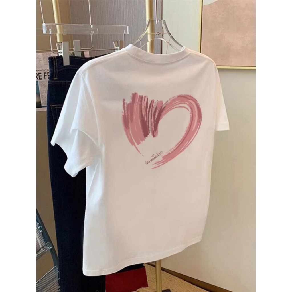 COD✅ (จัดส่งในกรุงเทพฯ) MAO Shop ผ้าฝ้ายสีขาวแขนสั้นเสื้อยืดหัวใจรักพิมพ์หลวมคอด้านบน เสื้อยืด y2k