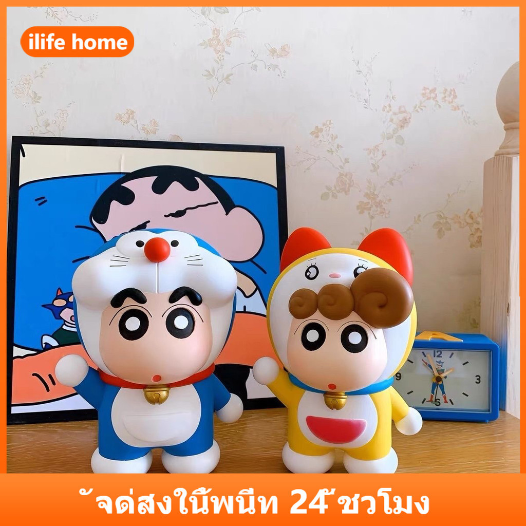Crayon Shin chan คอสเพลย์ Doraemon น่ารักอะนิเมะรูป COD สต็อกรูปตุ๊กตาของเล่นสําหรับของขวัญเด็กคอลเลกชันเครื่องประดับรถบ้านเค้กตกแต่ง
