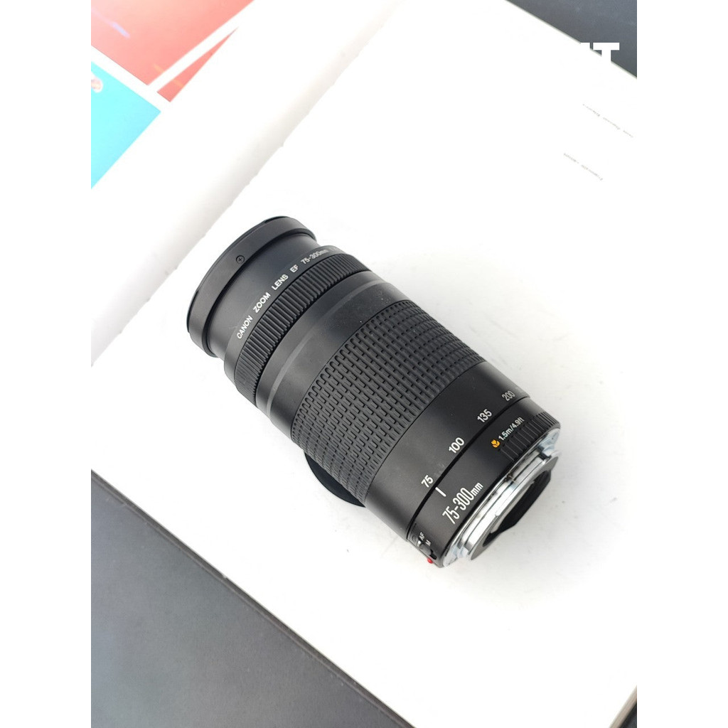 เลนส์มือสอง Canon Zoom Lens EF 75-300mm F4-5.6 II