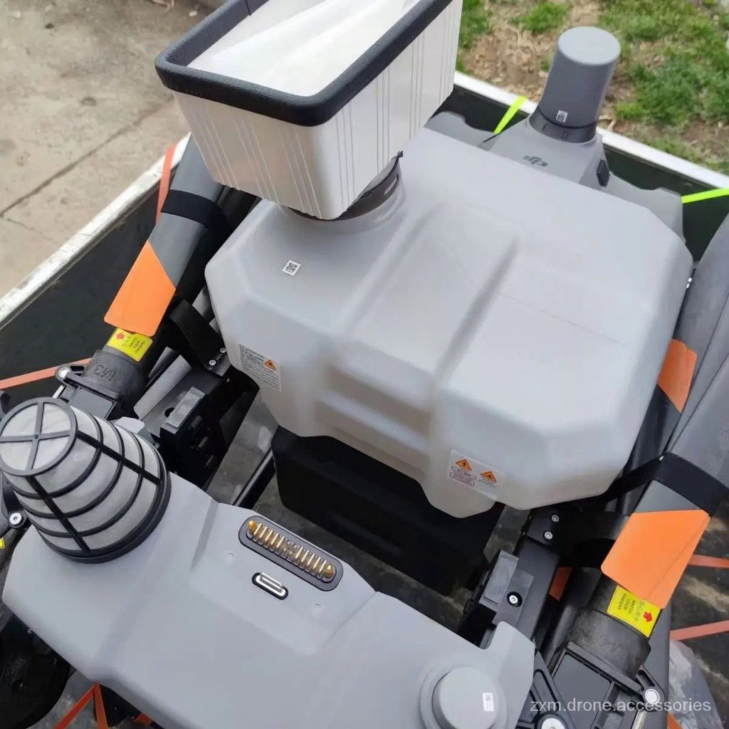 อุปกรณ์เสริมเครื่องป้องกันพืช ถังน้ำพร้อมช่องจ่ายยา ช่องจ่ายยา DJI T10/T30/T20/T