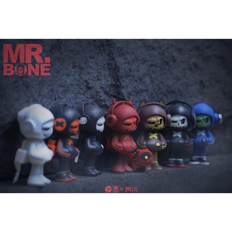 【OMG】mr.bone mr.bone camping mr.bone time travel mr.bone mini2 mr.bone time traveler ตุ๊กตาสุดยอดมาก